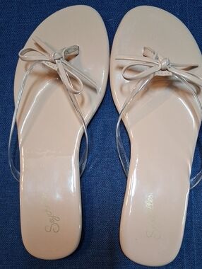 Seychelles Nude Patent Bow Thong Sandals